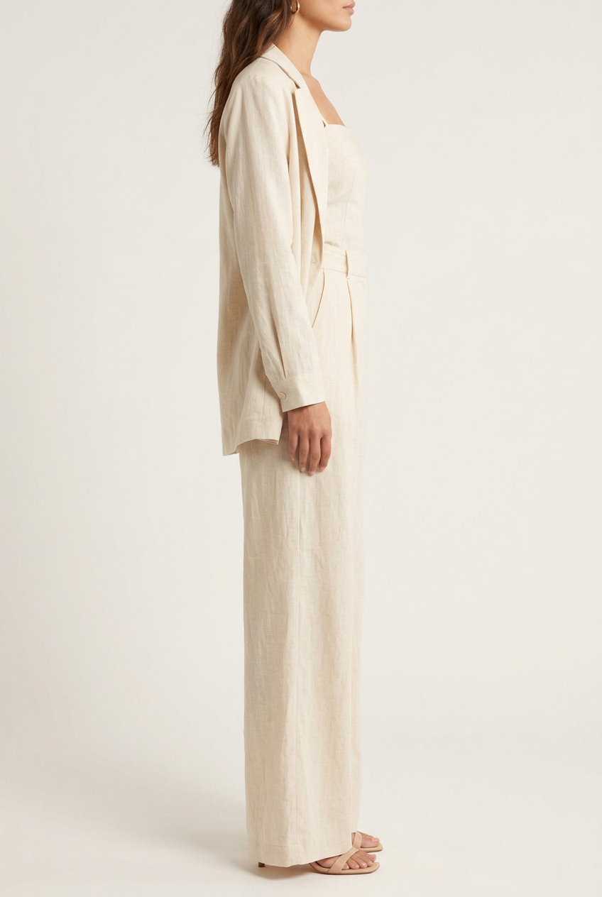 Cream outfit right side view